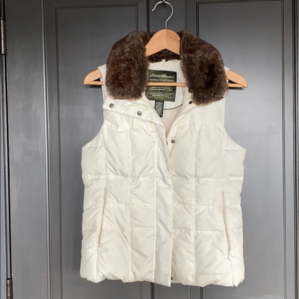 Eddie Bauer down vest w/ faux fur collar Used